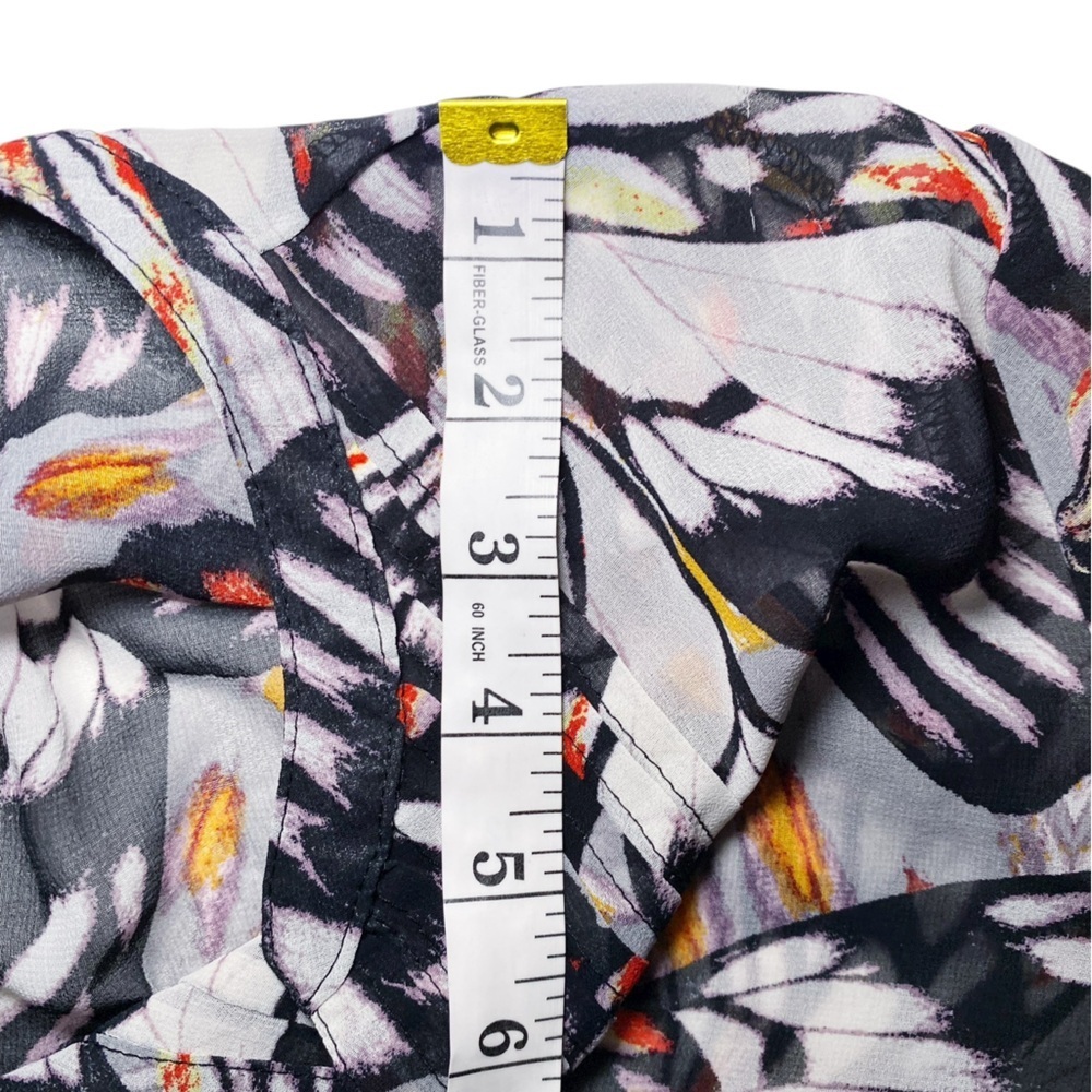Hope Springs Butterfly Patterned Blouse - Picture 8 of 14